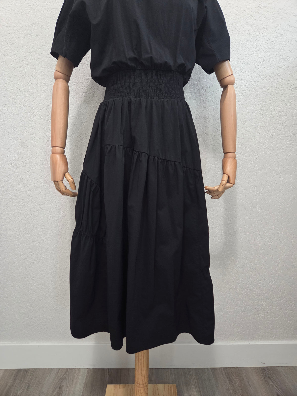 DRESS 002